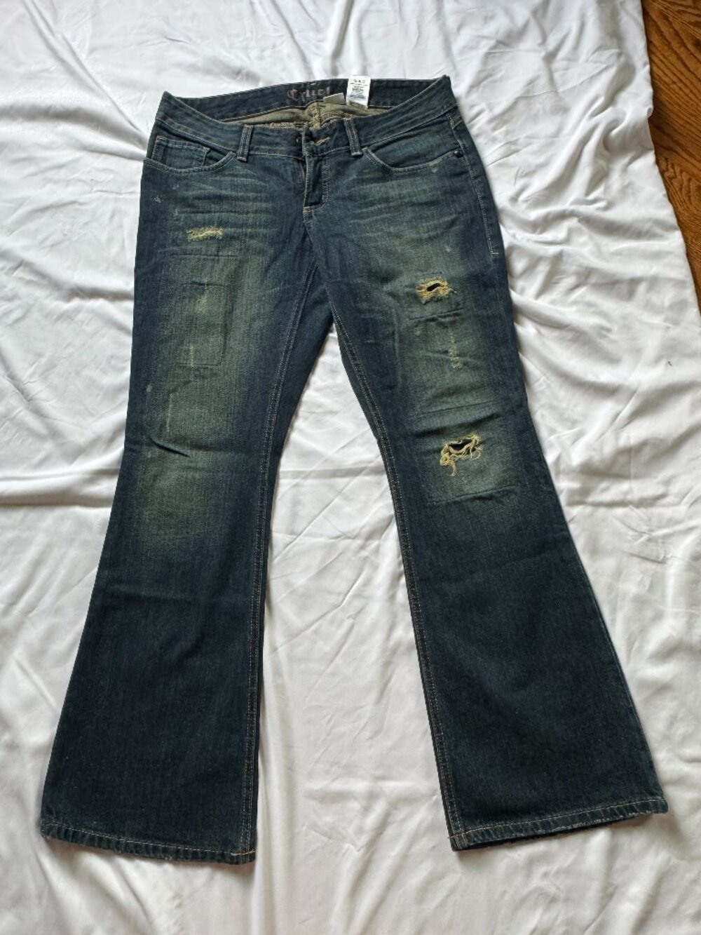 Cruel Darby Womens Bootcut Jeans Size 11R Distressed Medium Wash Denim